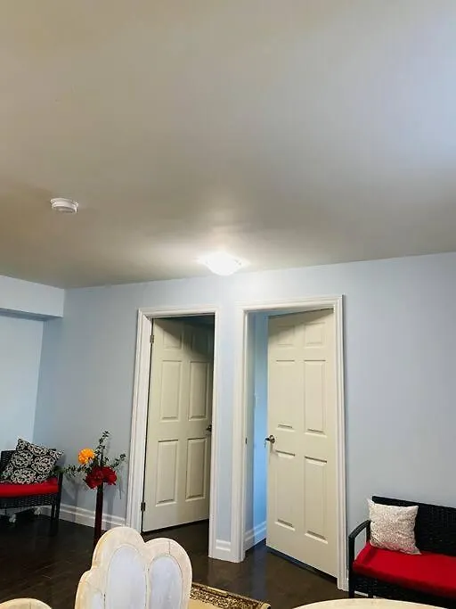 Impression 2 Bedrooms Apartment Space Share Canada